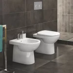 GEBERIT Podna WC šolja Selnova RimFree sa Soft Close WC daskom GEBERIT Podna WC šolja Selnova RimFree sa Soft Close WC daskom